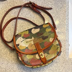 Dooney & Bourke Duck Dynasty Wives collab Crossbody Bag